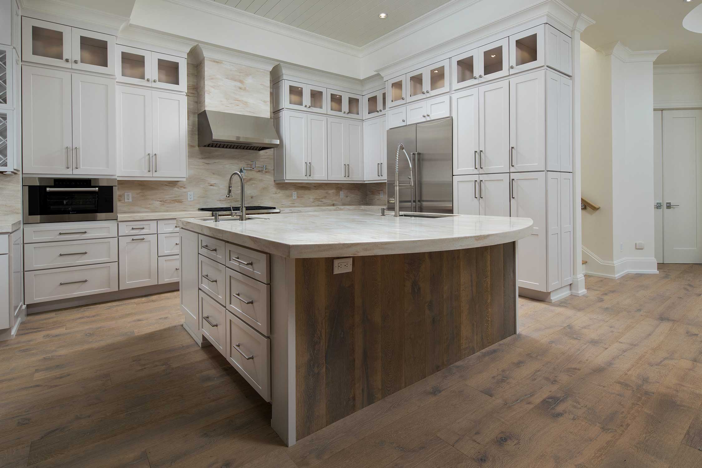 Kitchen Cabinetry Naples, Florida Custom Home - Kraftmaid Cabinetry Sales and Installation